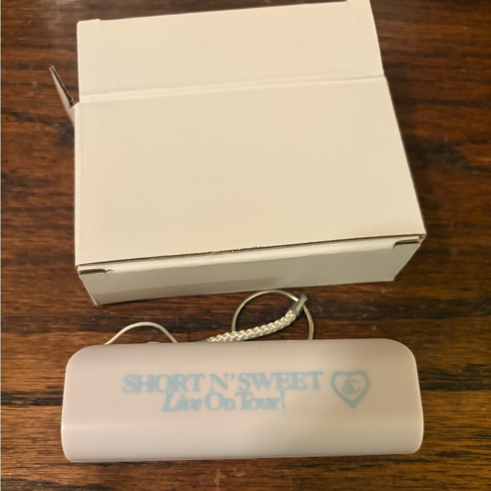 Sabrina Carpenter Short N Sweet Tour VIP Phone Power Bank